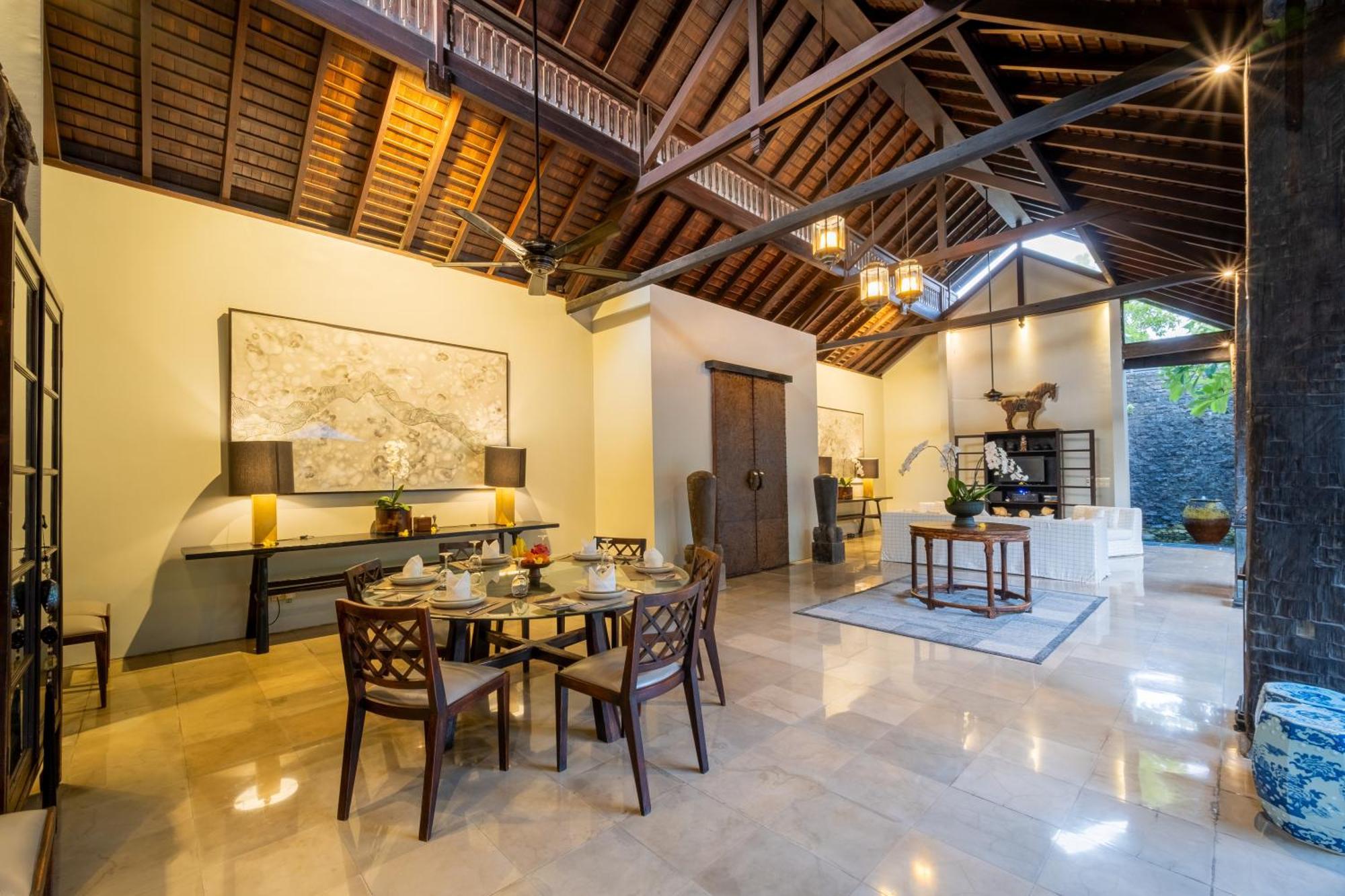 Villa De Suma - Fully Staffed Luxury Villa, Walk To The Beach! Seminyak Dış mekan fotoğraf