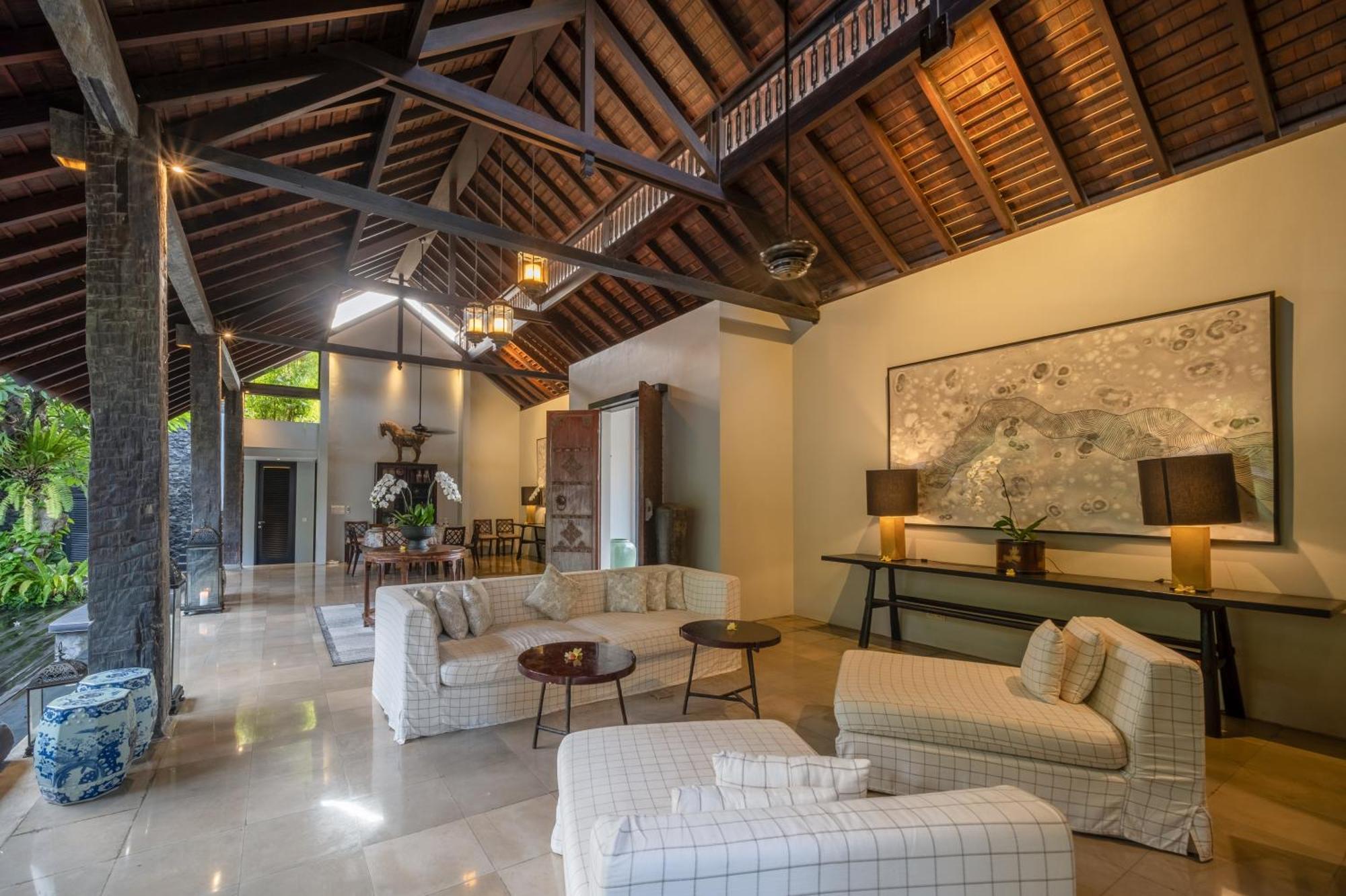 Villa De Suma - Fully Staffed Luxury Villa, Walk To The Beach! Seminyak Dış mekan fotoğraf