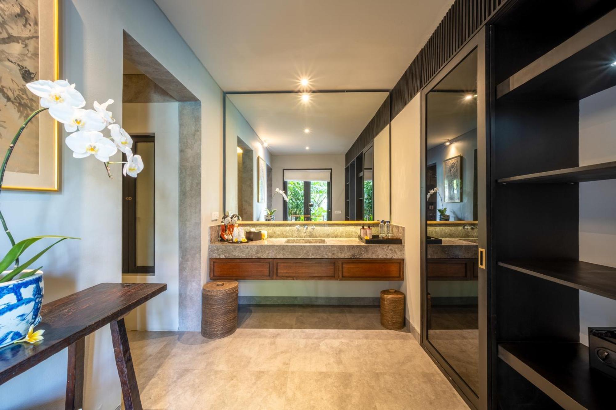 Villa De Suma - Fully Staffed Luxury Villa, Walk To The Beach! Seminyak Dış mekan fotoğraf