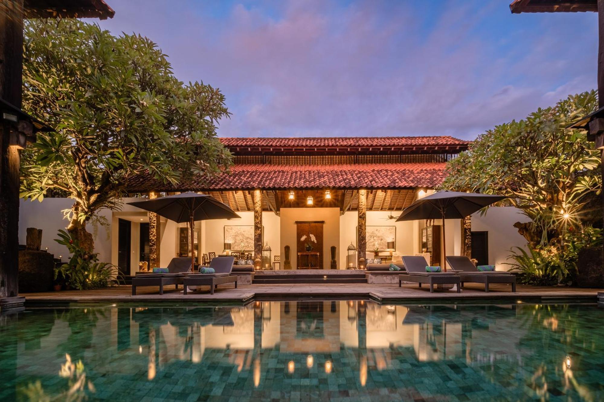 Villa De Suma - Fully Staffed Luxury Villa, Walk To The Beach! Seminyak Dış mekan fotoğraf