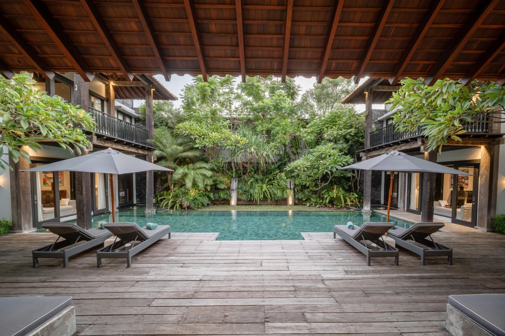 Villa De Suma - Fully Staffed Luxury Villa, Walk To The Beach! Seminyak Dış mekan fotoğraf